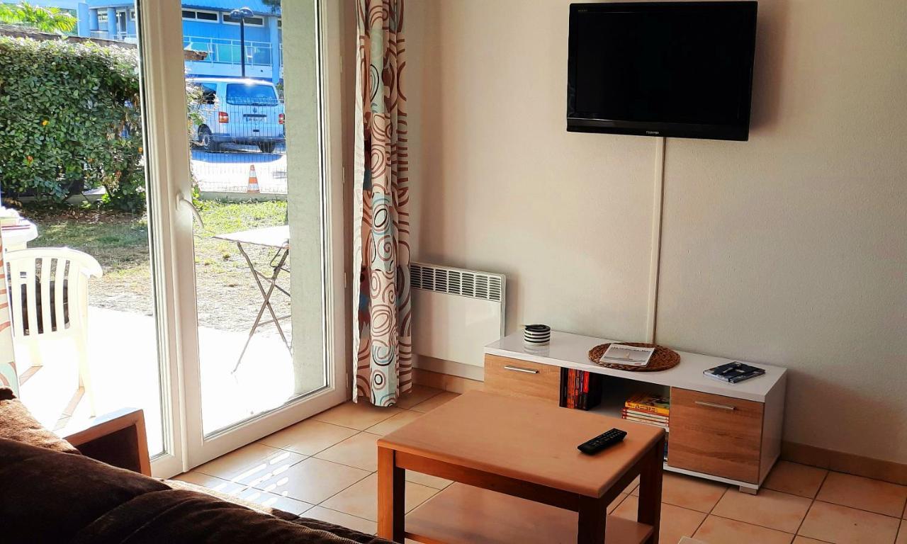 Chez Ced Et Laeti, Appartement Prive Avec Jardin Et Terrasse Dans Residence L'Estuaire Muni D'Une Piscine Couverte Et Aire De Jeu, Linge De Lit Et De Salle D'Eau Ainsi Que Tele, Compris Dans Le Tarif Profitez A Fond De Notre Belle Region 르-베르동-쉬르-메르 외부 사진